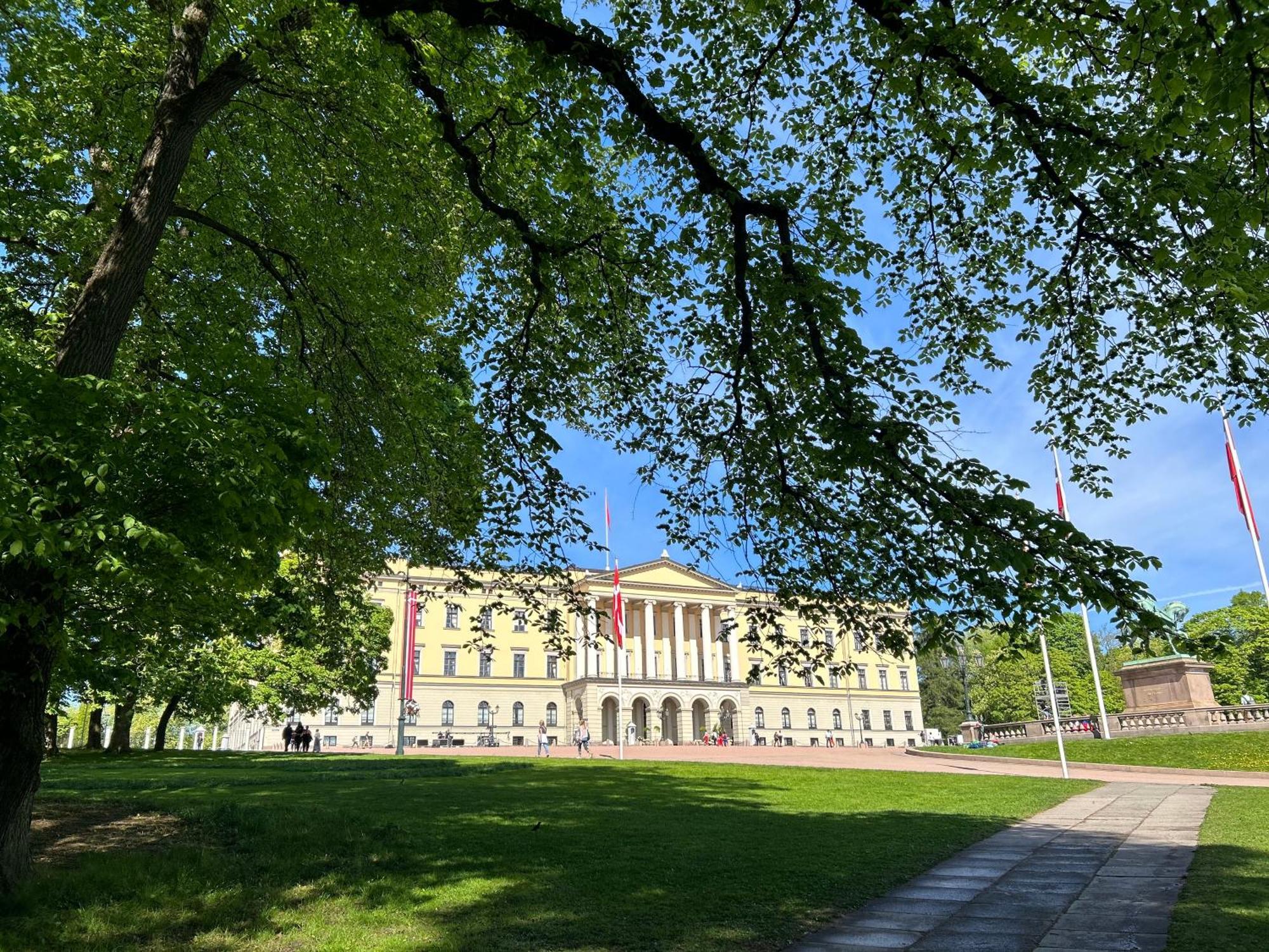 Хостел National Theater Dormitory Mixed Осло Экстерьер фото